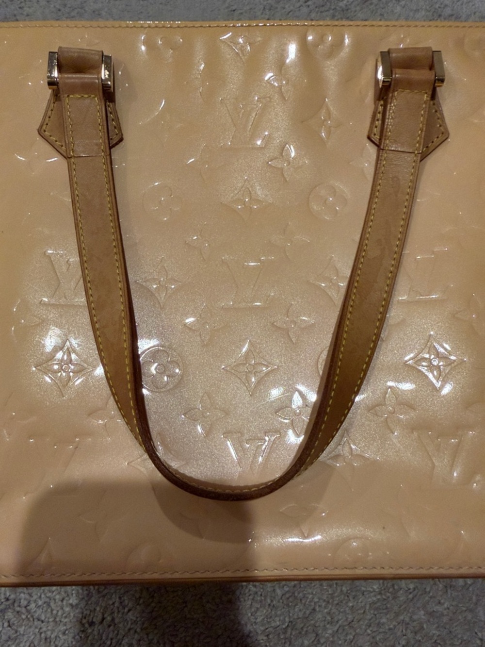 Louis Vuitton Vernis Houston Tote with Tan Handles - Picture 15 of 16